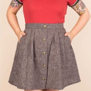 Tuesday of California Black Woven Scout Skirt